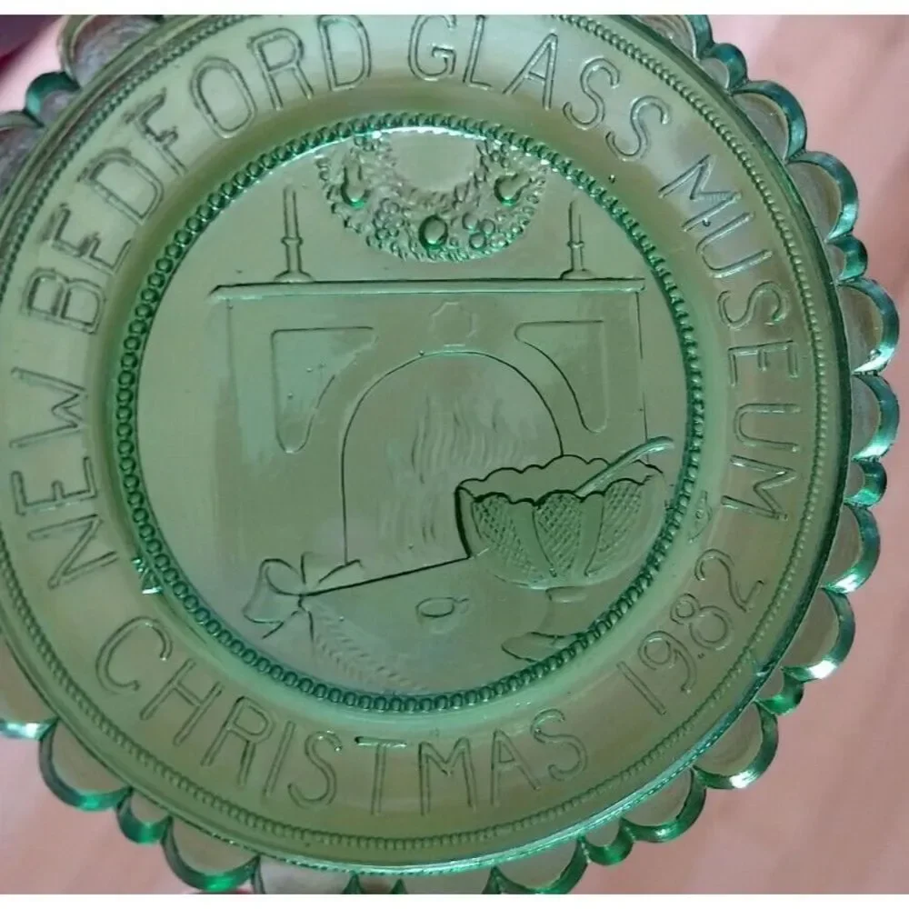 Pairpoint CHRISTMAS RODMAN PARLOR FIREPLACE 1982 New Bedford‎ Museum Cup Plate